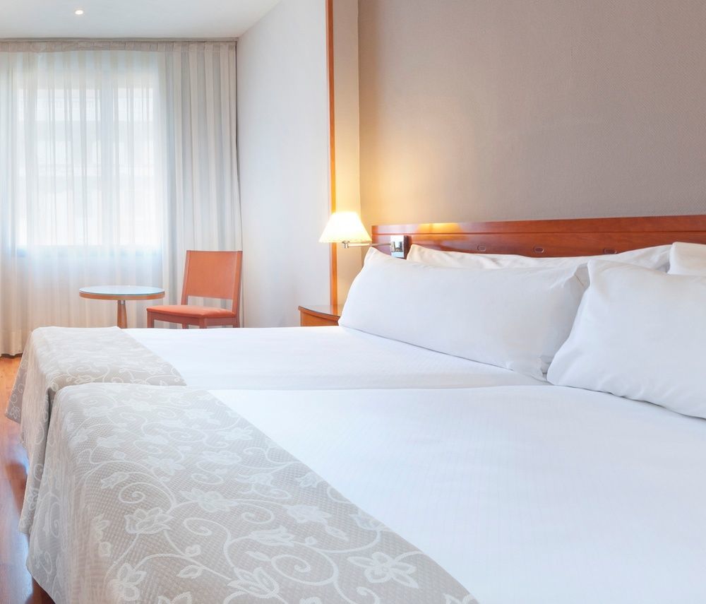Hotel Madrid Centro, Affiliated By Melia Exterior photo