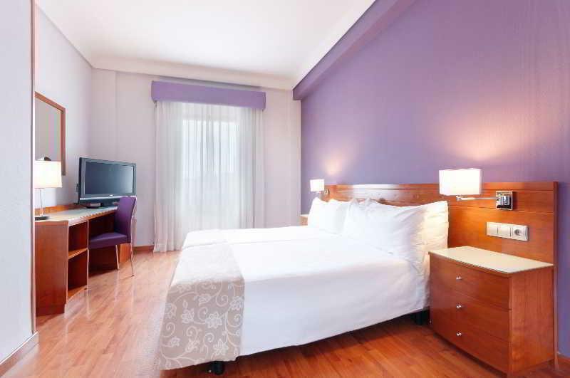 Hotel Madrid Centro, Affiliated By Melia Exterior photo